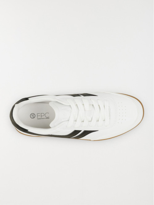 Baskets basses blanches...