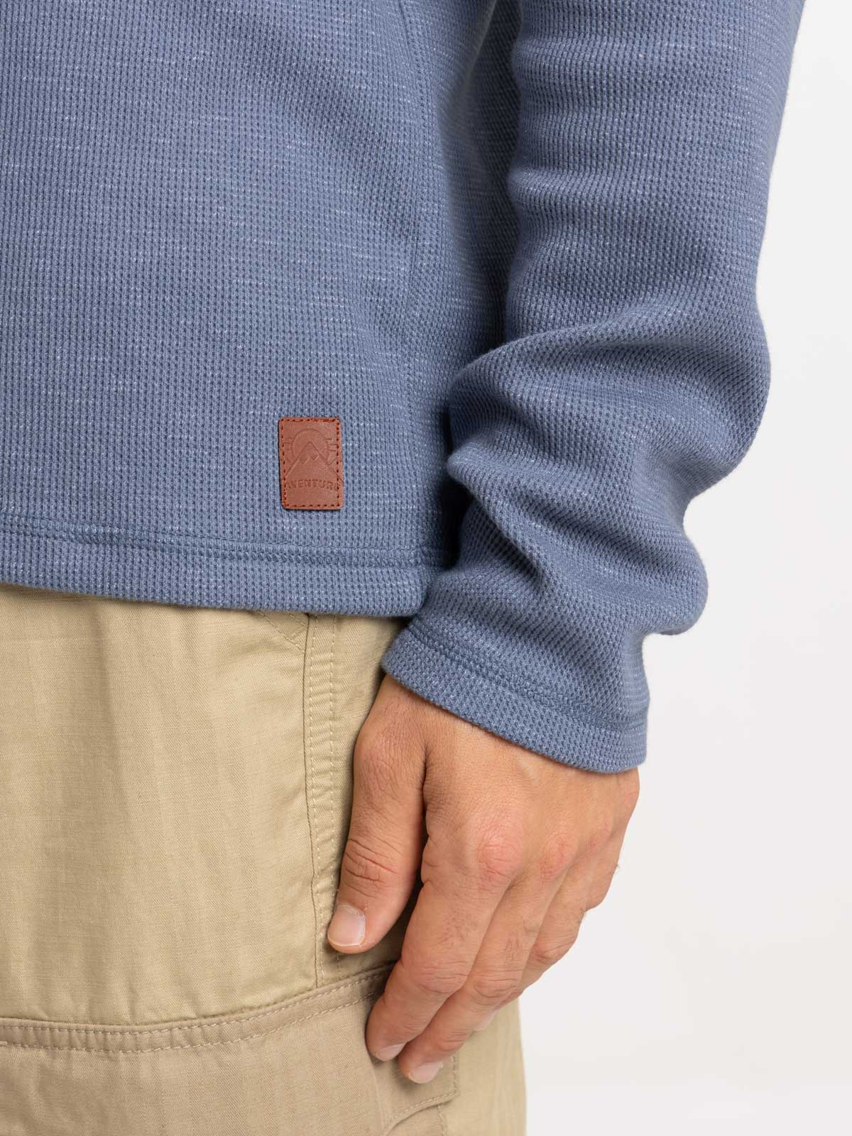 T-shirt bleu lac col tunisien homme