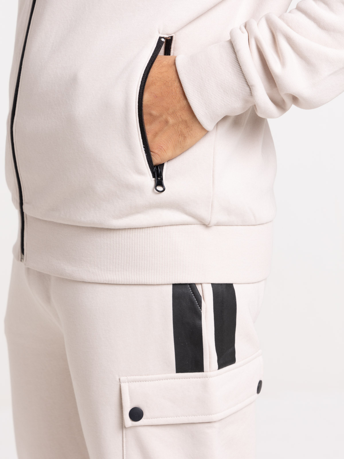 Sweat à capuche coloris craie homme