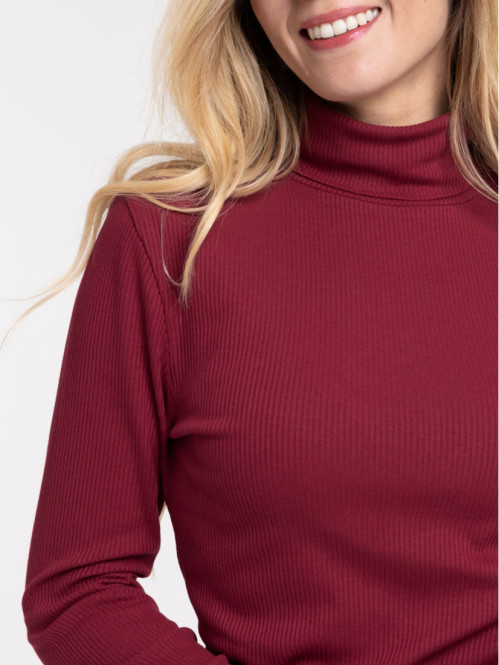 T-shirt col roulé bourgogne...