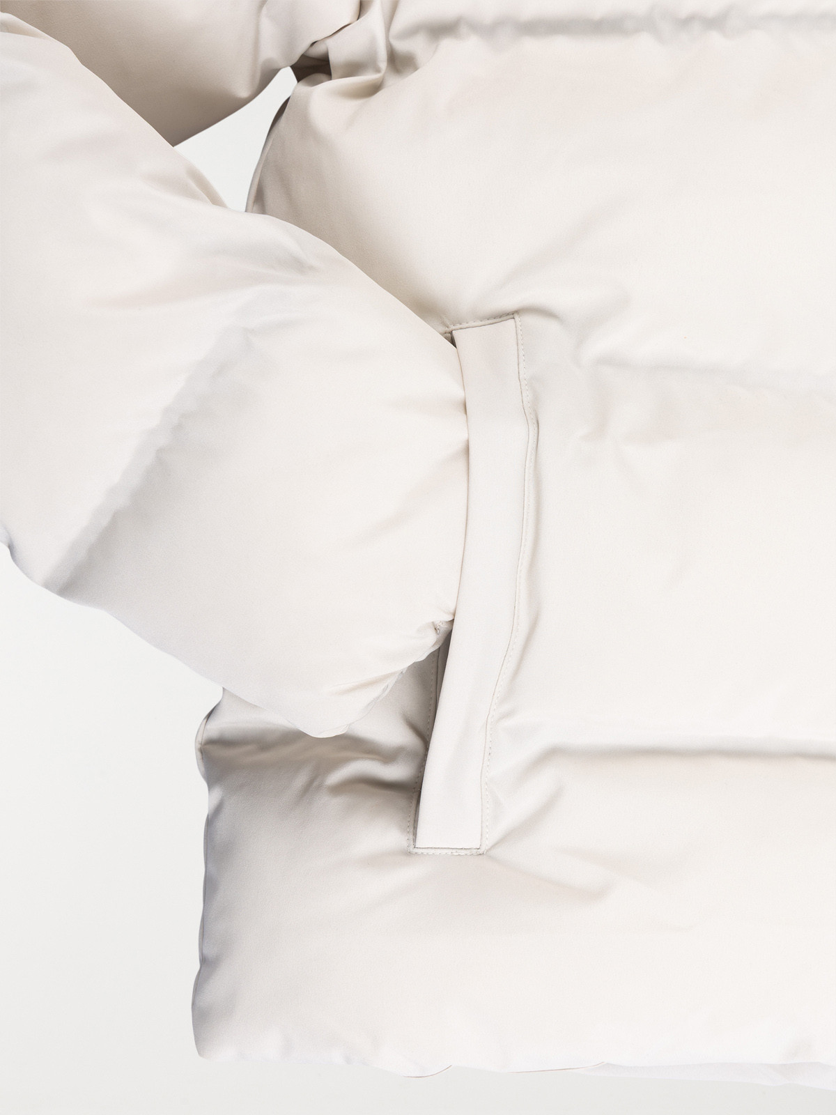 Doudoune capuche bicolore garçon (XXS-M) Doudoune capuche bicolore garçon (XXS-M)