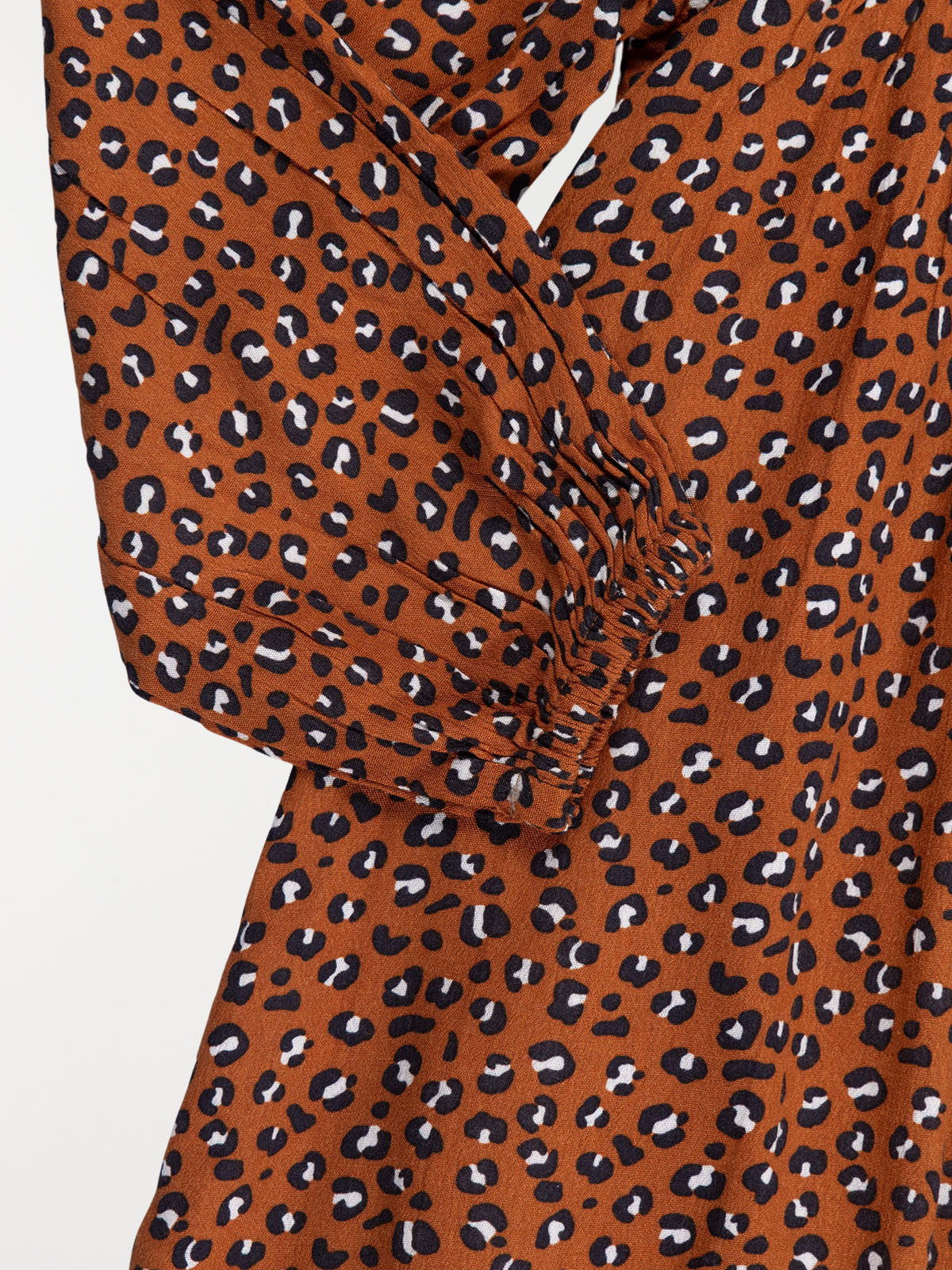 Robe fille motif léopard (3-12A) Robe fille motif léopard (3-12A)