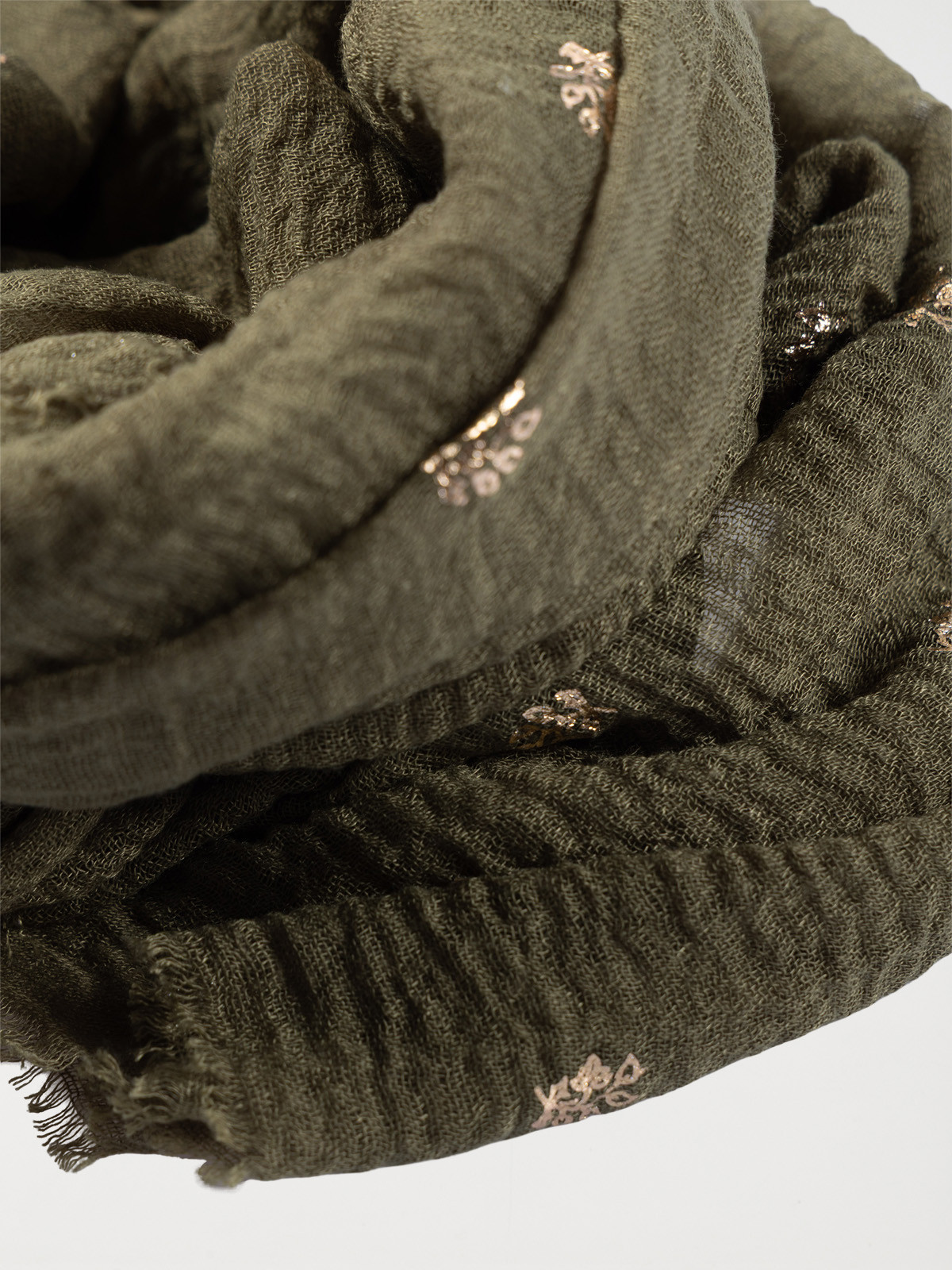 Foulard kaki indien motif doré femme Foulard kaki indien motif doré femme