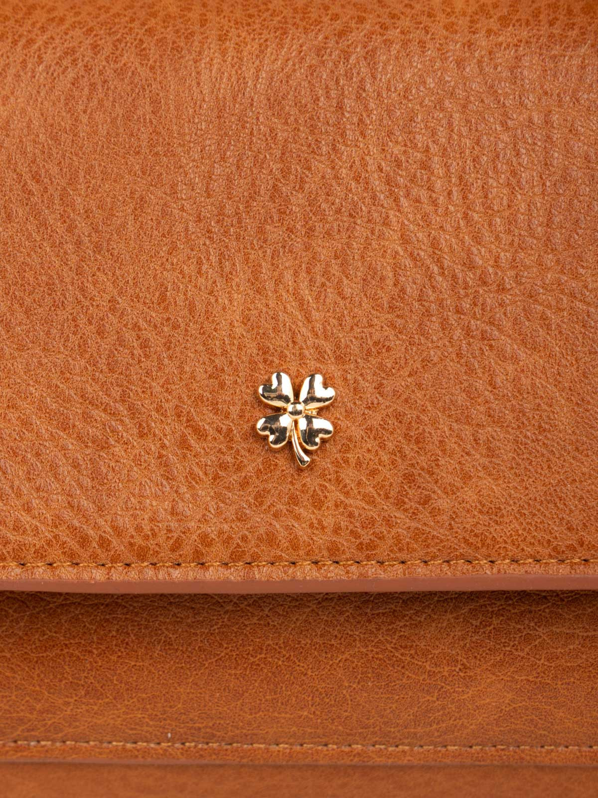 Pochette format portefeuille femme Pochette format portefeuille femme