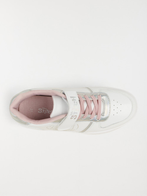 Baskets blanches Stitch...