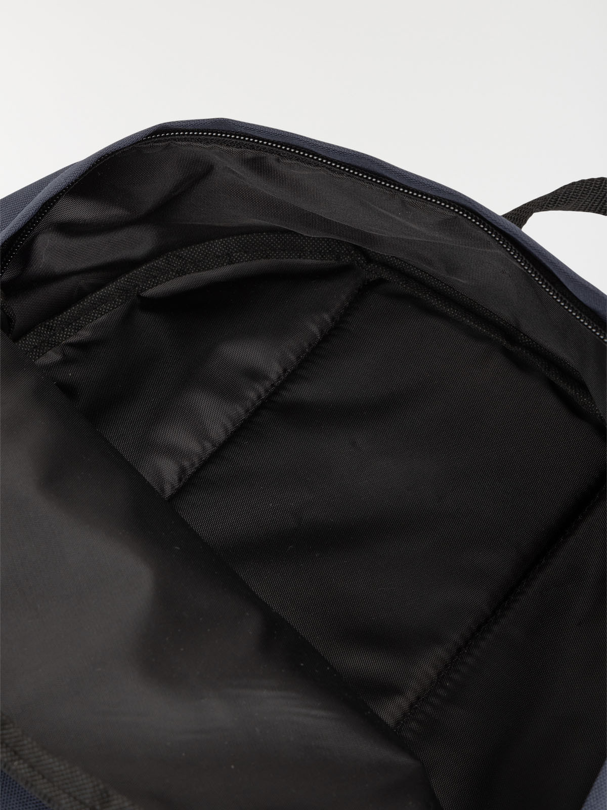 Sac à dos marine poche avant zippée