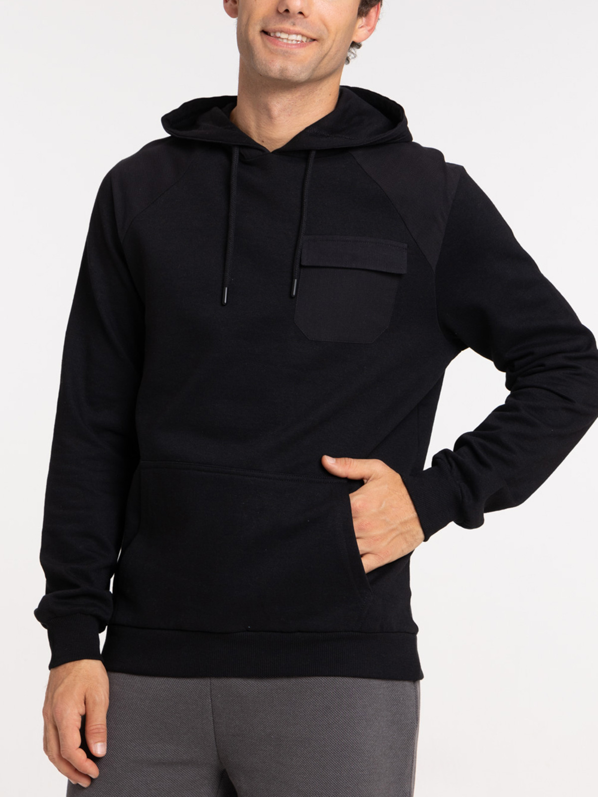 Sweat à capuche poche noir homme