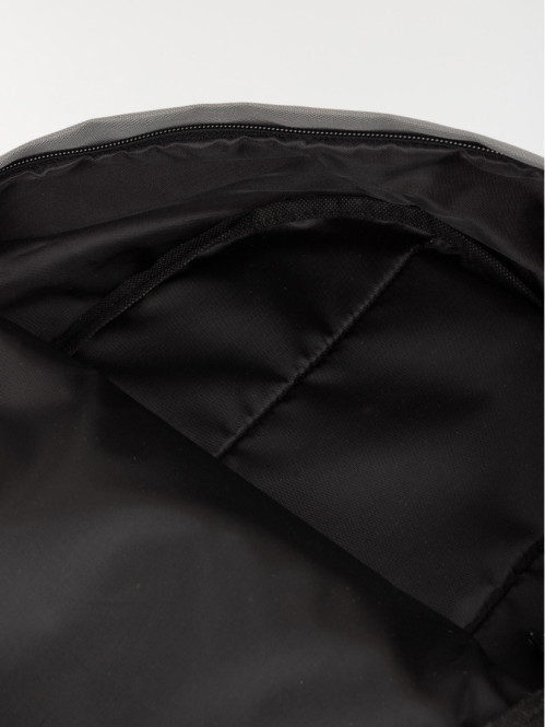 Sac à dos gris poche avant zippée Sac à dos gris poche avant zippée