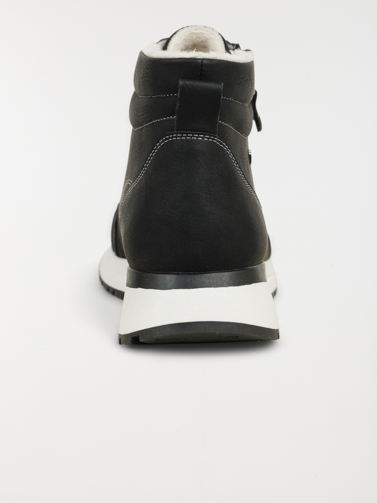 Baskets montantes femme noir (36-41) Baskets montantes femme noir (36-41)