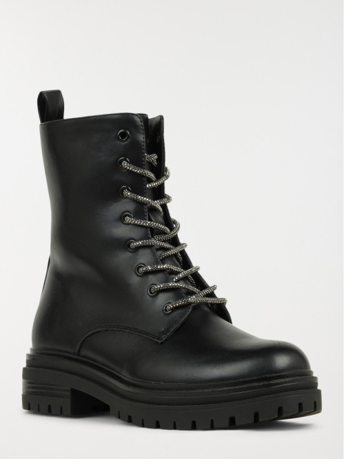 Bottine lacet coloris noir...