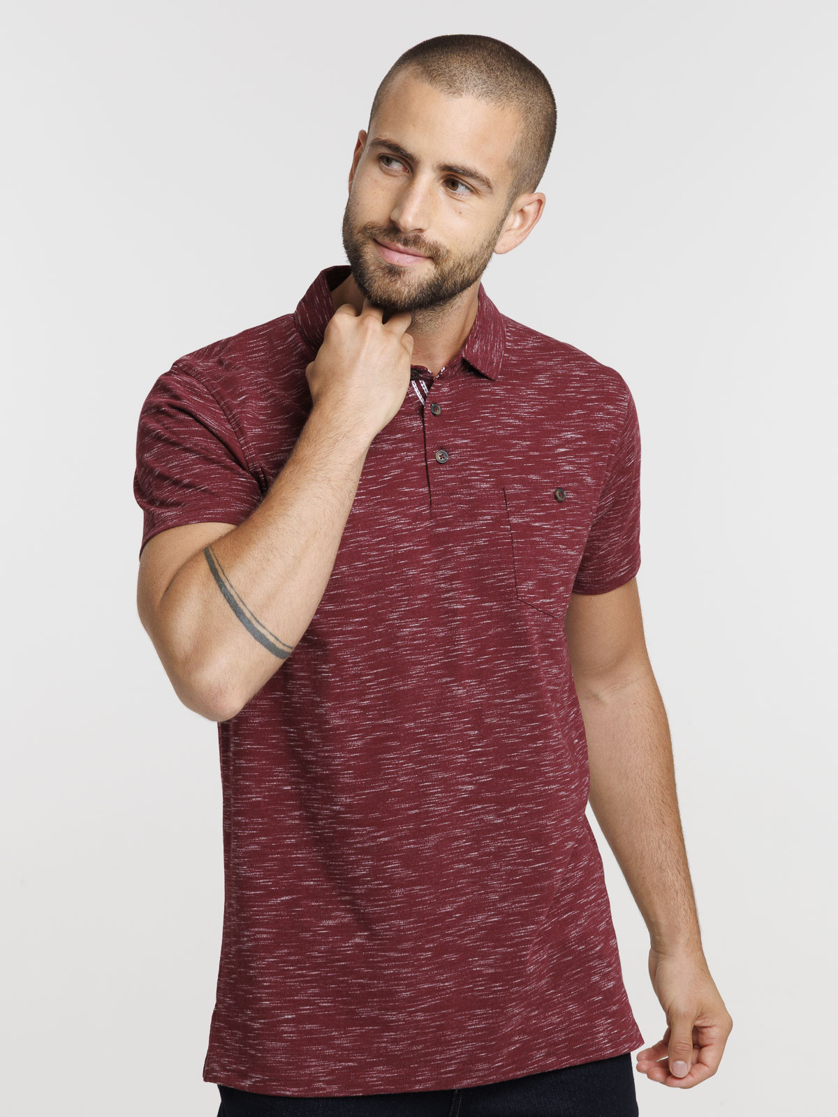 Polo pourpre poche poitrine homme