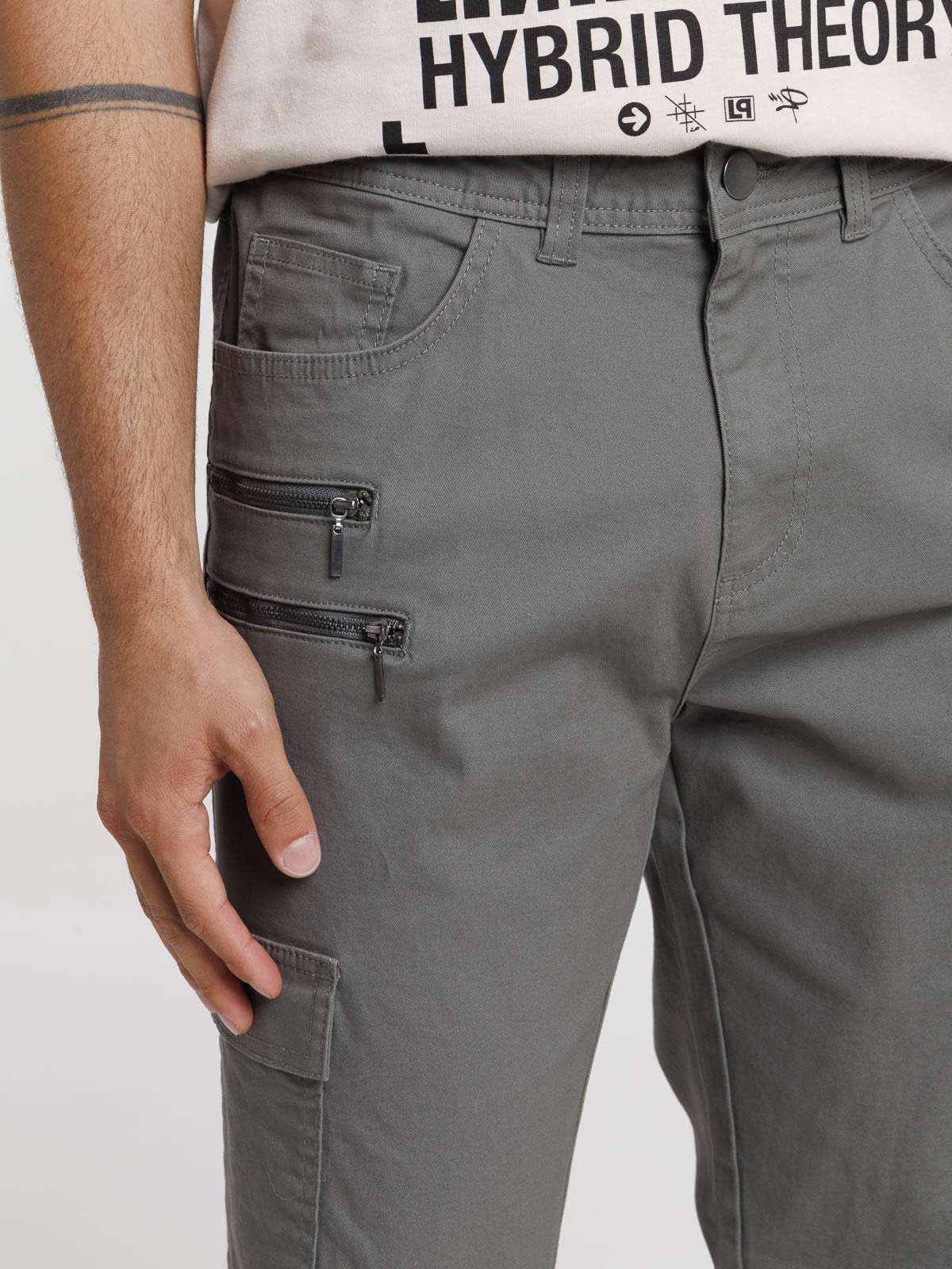 Pantalon homme coupe cargo