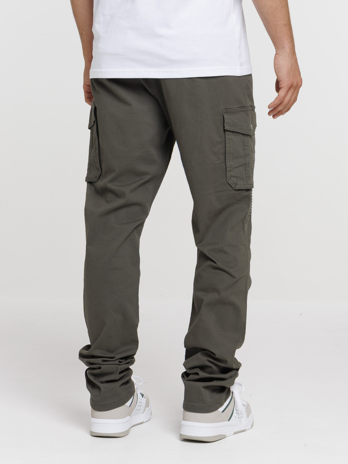 Pantalon homme cargo coloris kaki Pantalon homme cargo coloris kaki