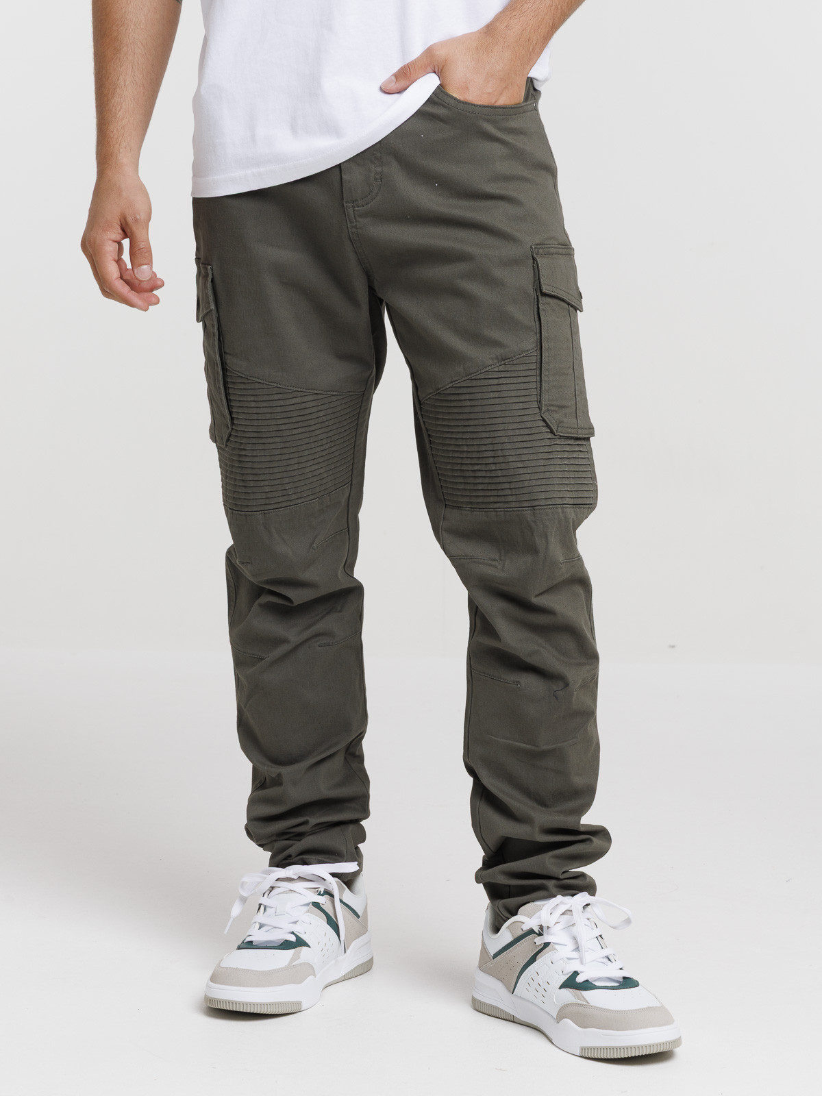 Pantalon homme cargo coloris kaki