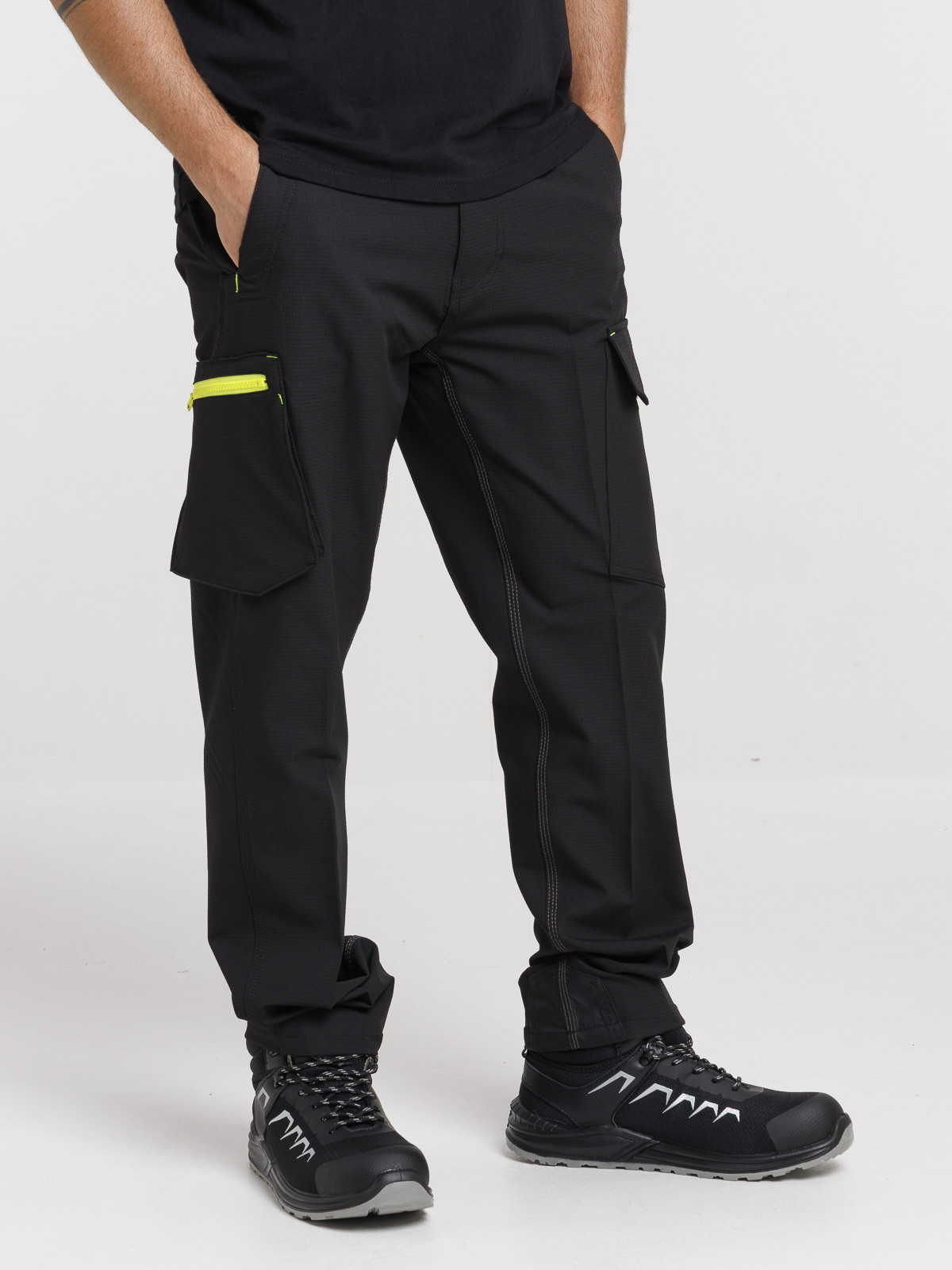 Pantalon de travail coloris noir