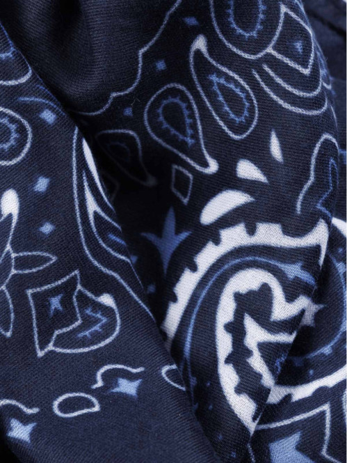  Foulard motif bandana...