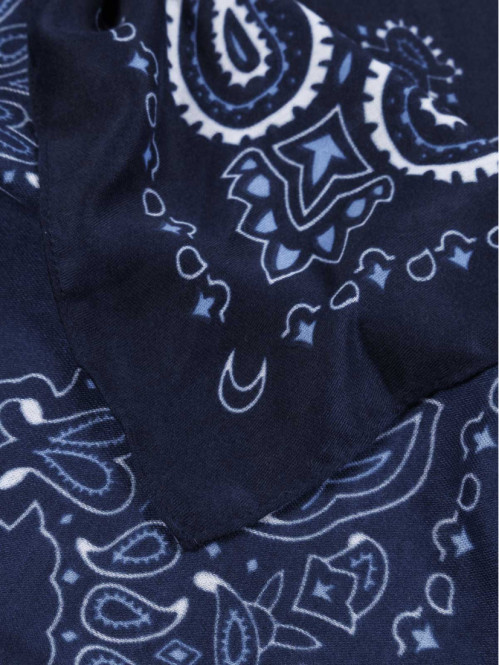  Foulard motif bandana...