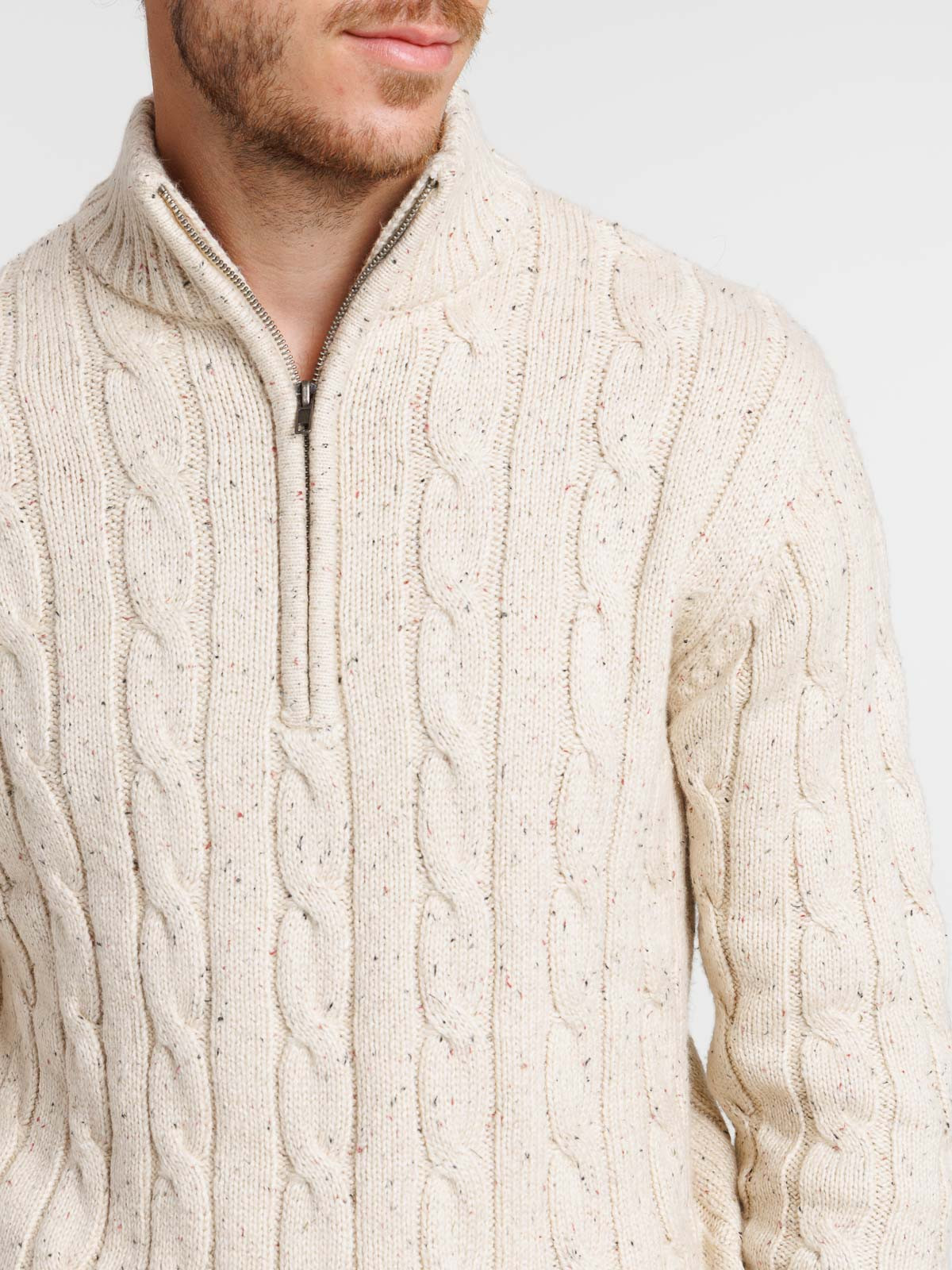 Pull col montant maille torsadée homme Pull col montant maille torsadée homme