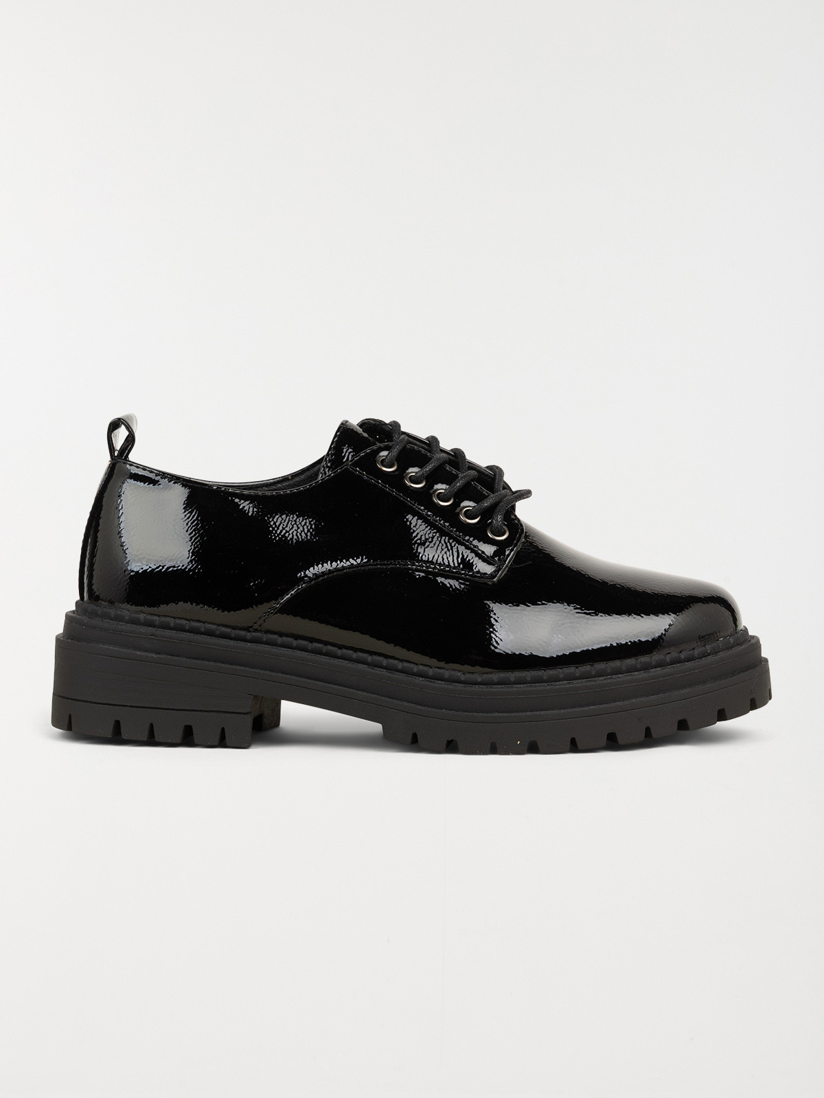 Derby noire vernie femme (36-41)