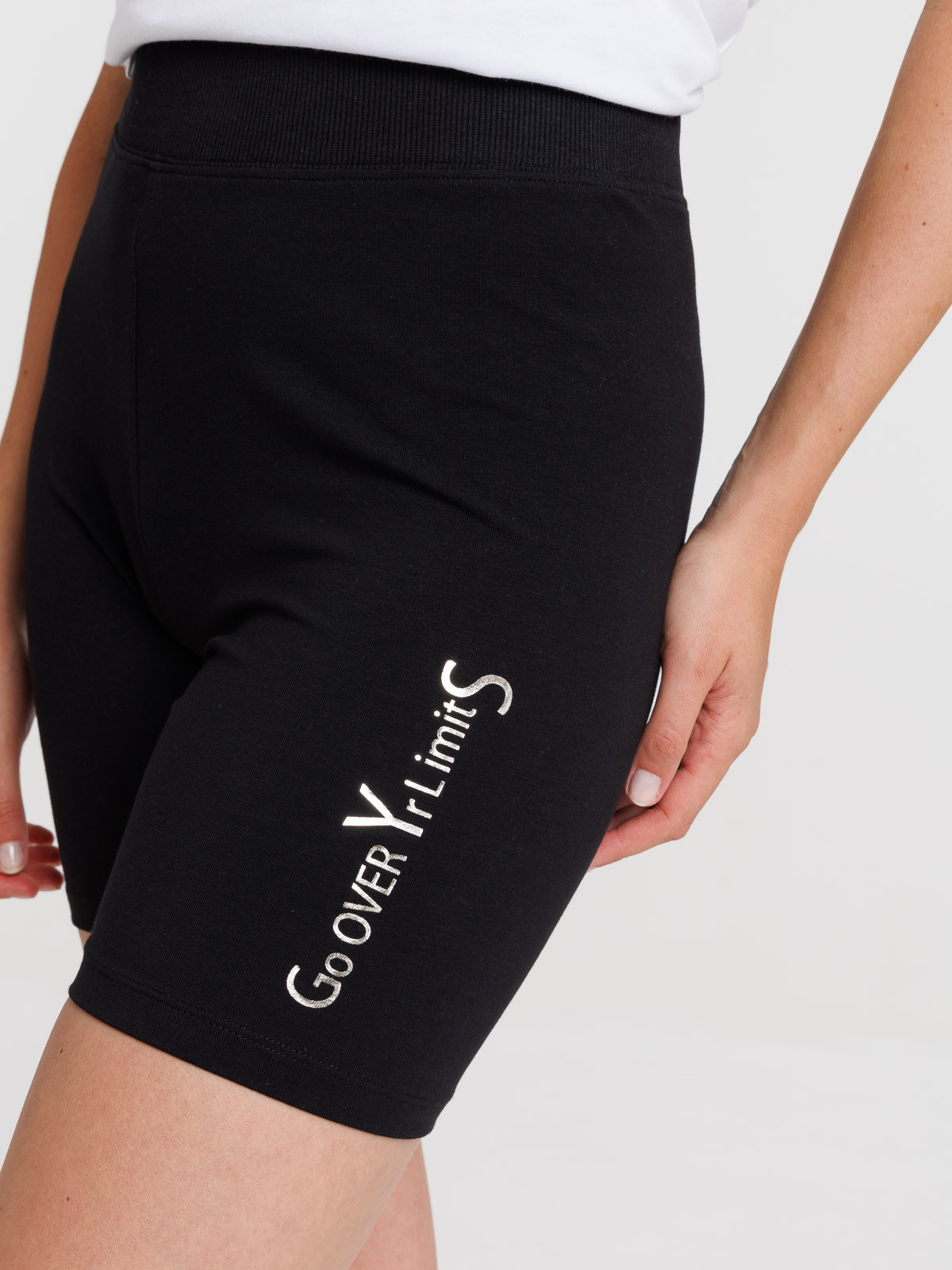 Cycliste sport noir femme