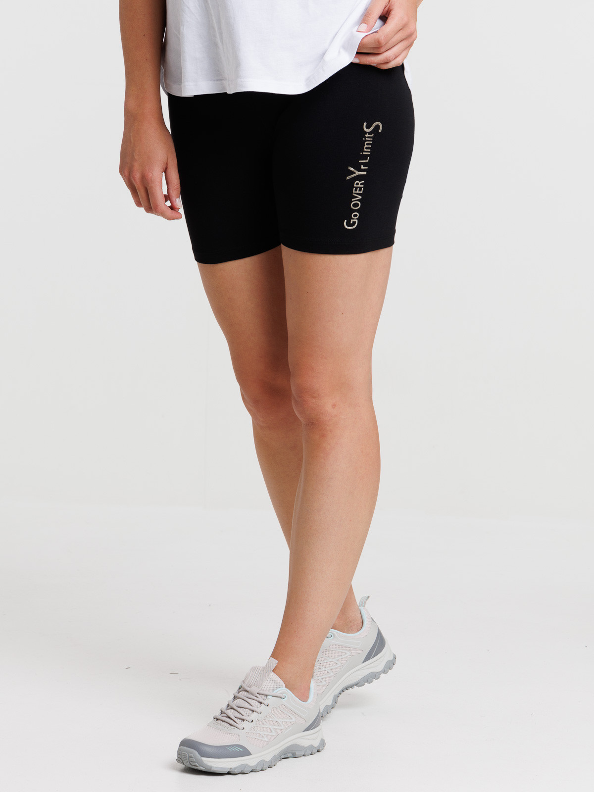 Cycliste sport noir femme
