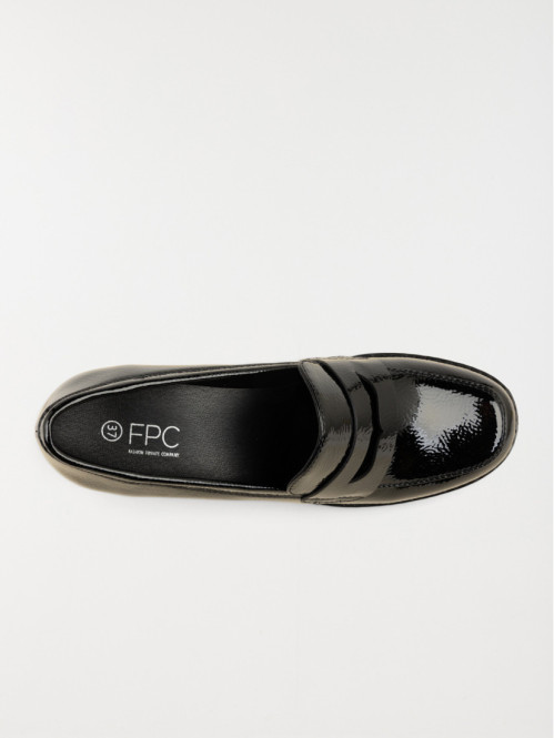 Mocassins vernis à talon...