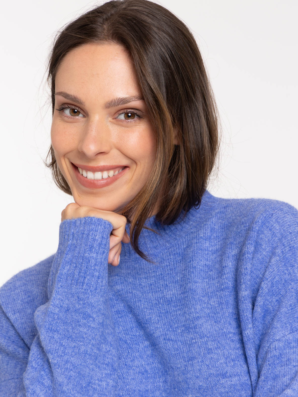 Pull col montant basique femme