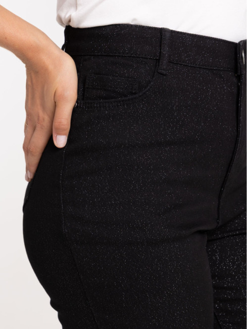 Jean droit noir femme