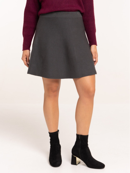 Jupe courte en maille...