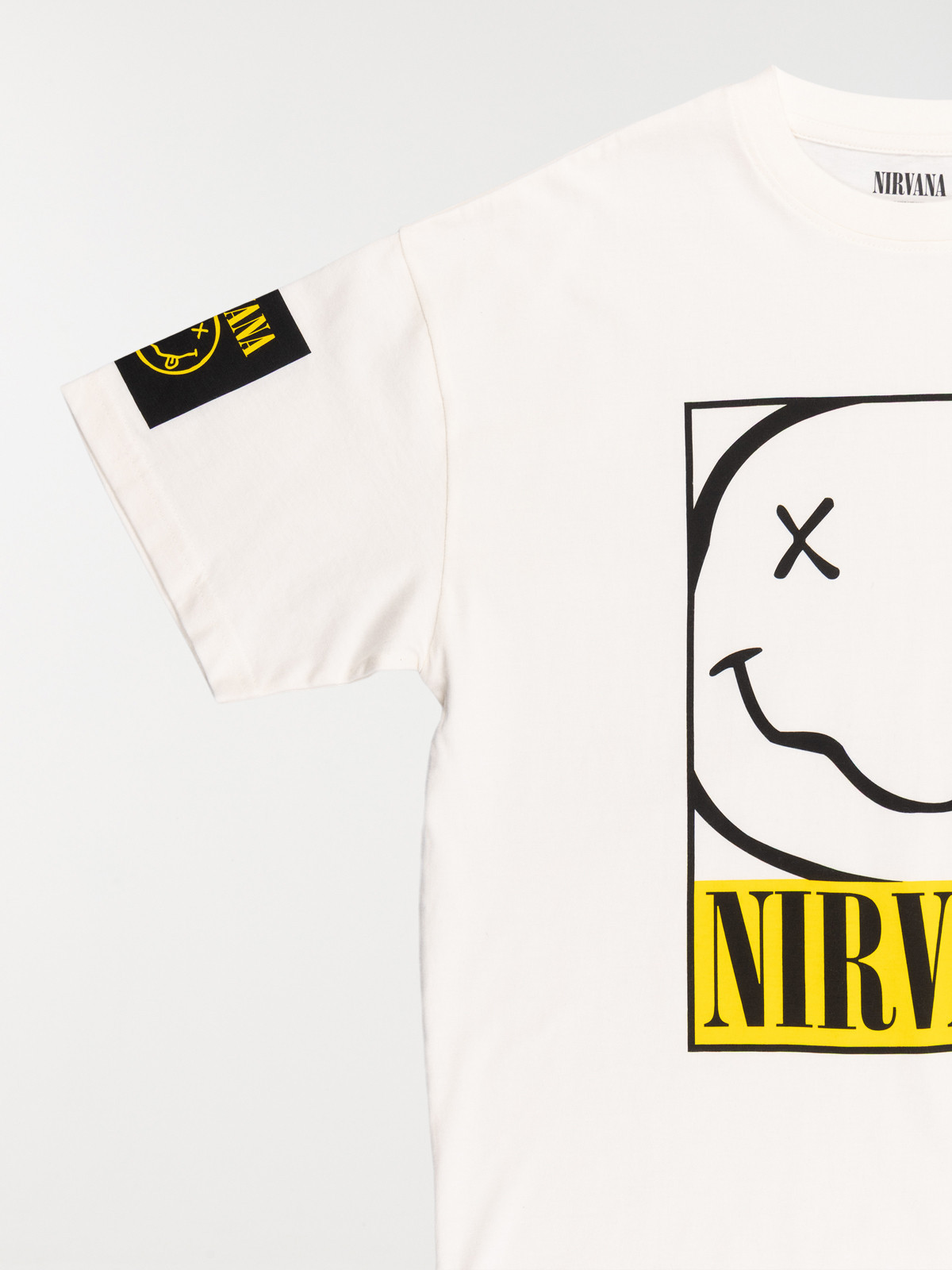 T-shirt Nirvana garçon (XXS-M) T-shirt Nirvana garçon (XXS-M)