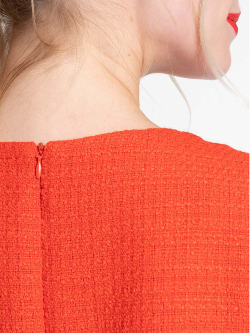 Robe courte en tweed rouge...