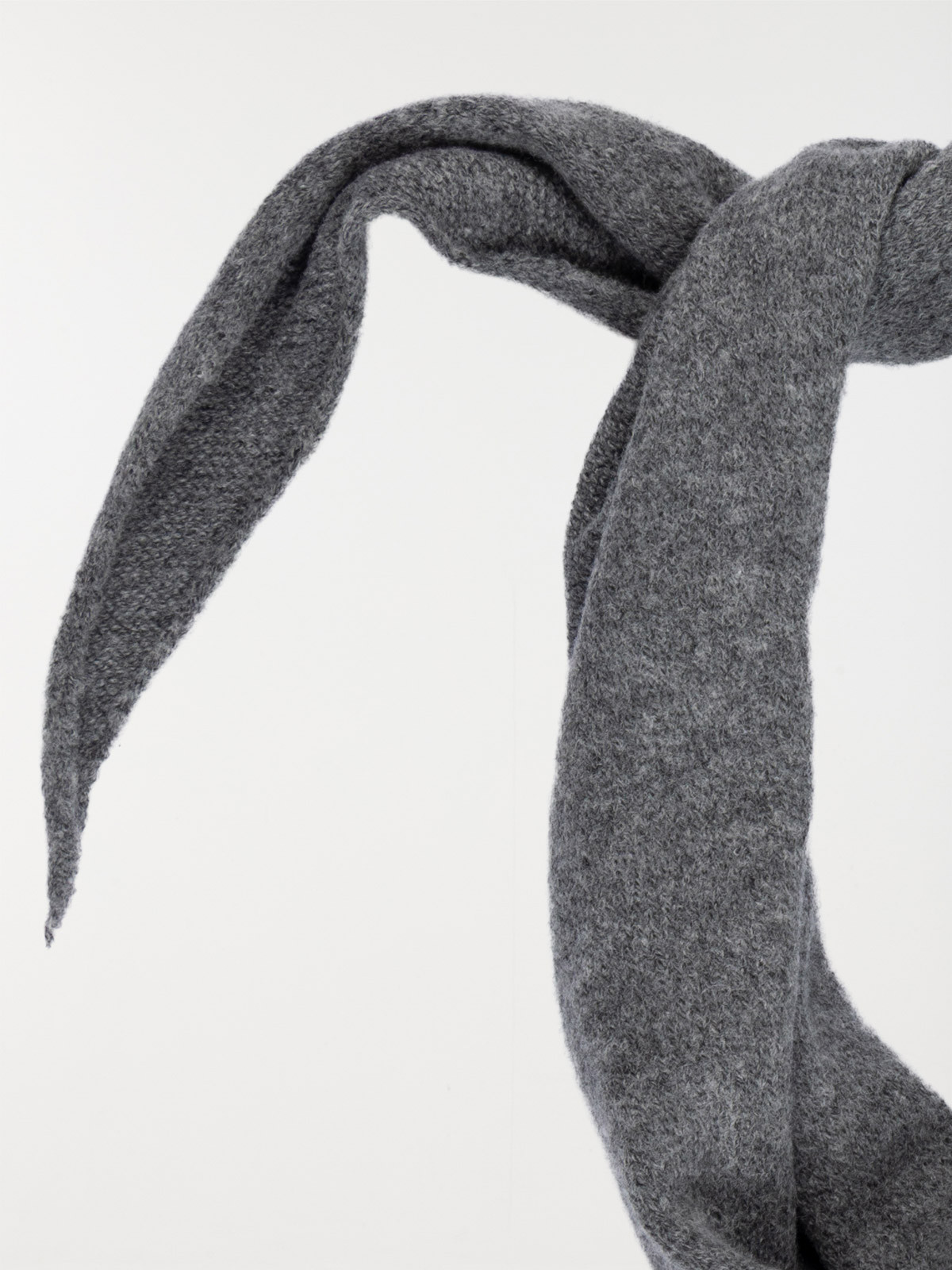 Echarpe triangle gris chiné moyen femme