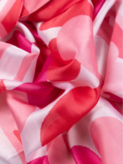 Foulard coeur octobre rose femme