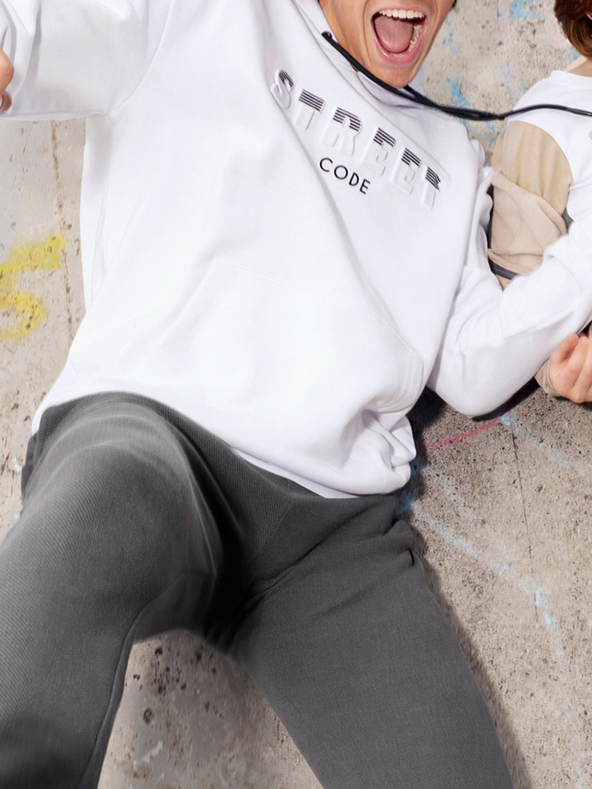 Sweat à capuche street blanc homme Sweat à capuche street blanc homme