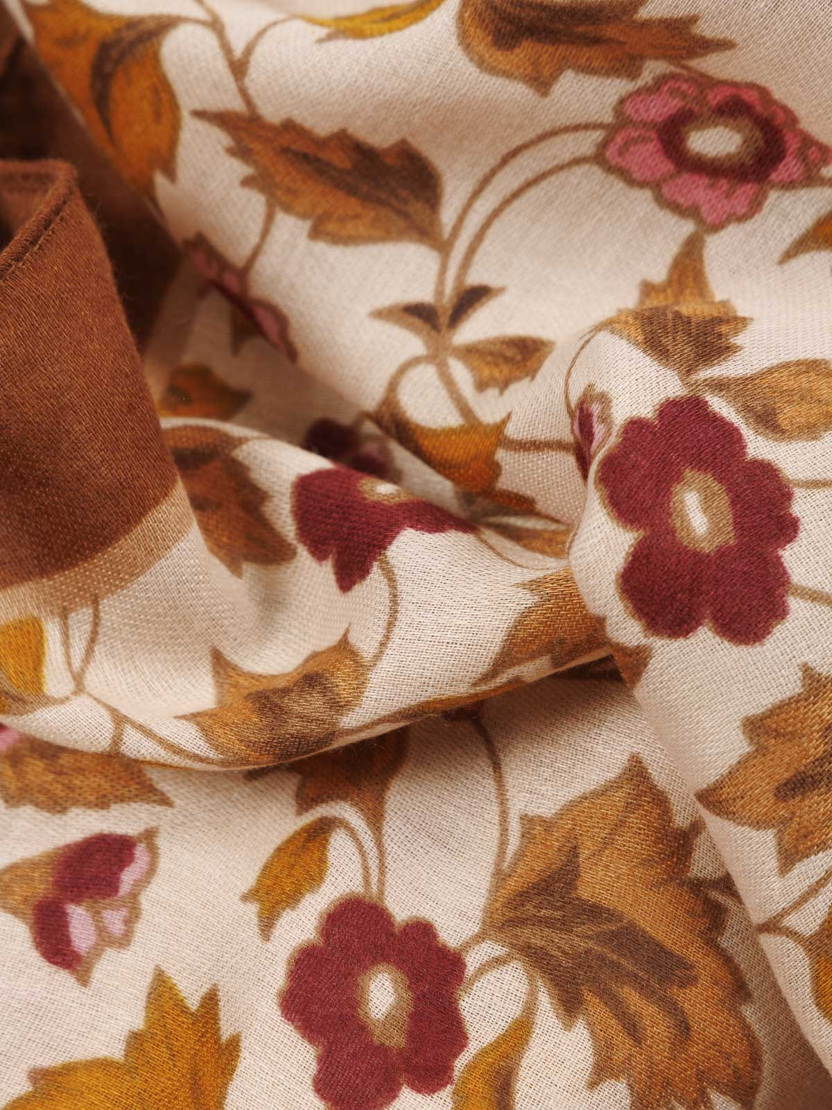 Foulard fleuri femme