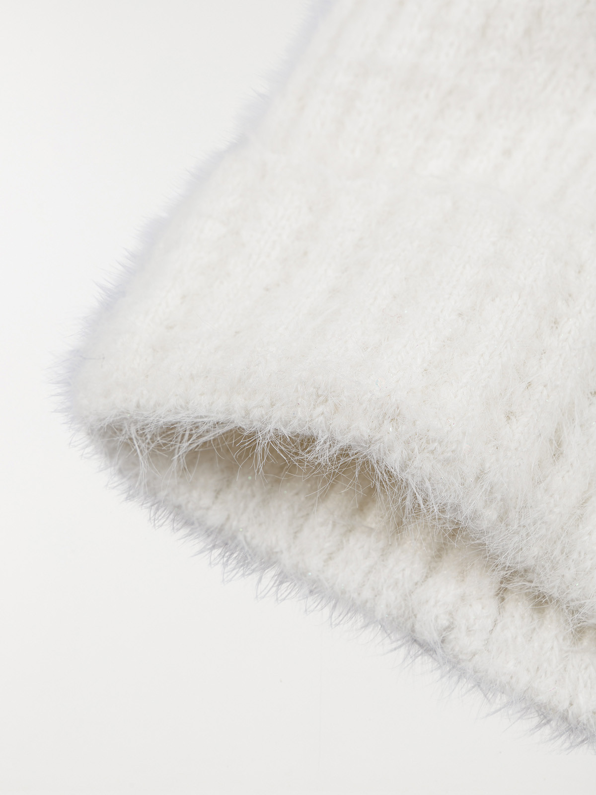 Bonnet pompons écru femme Bonnet pompons écru femme