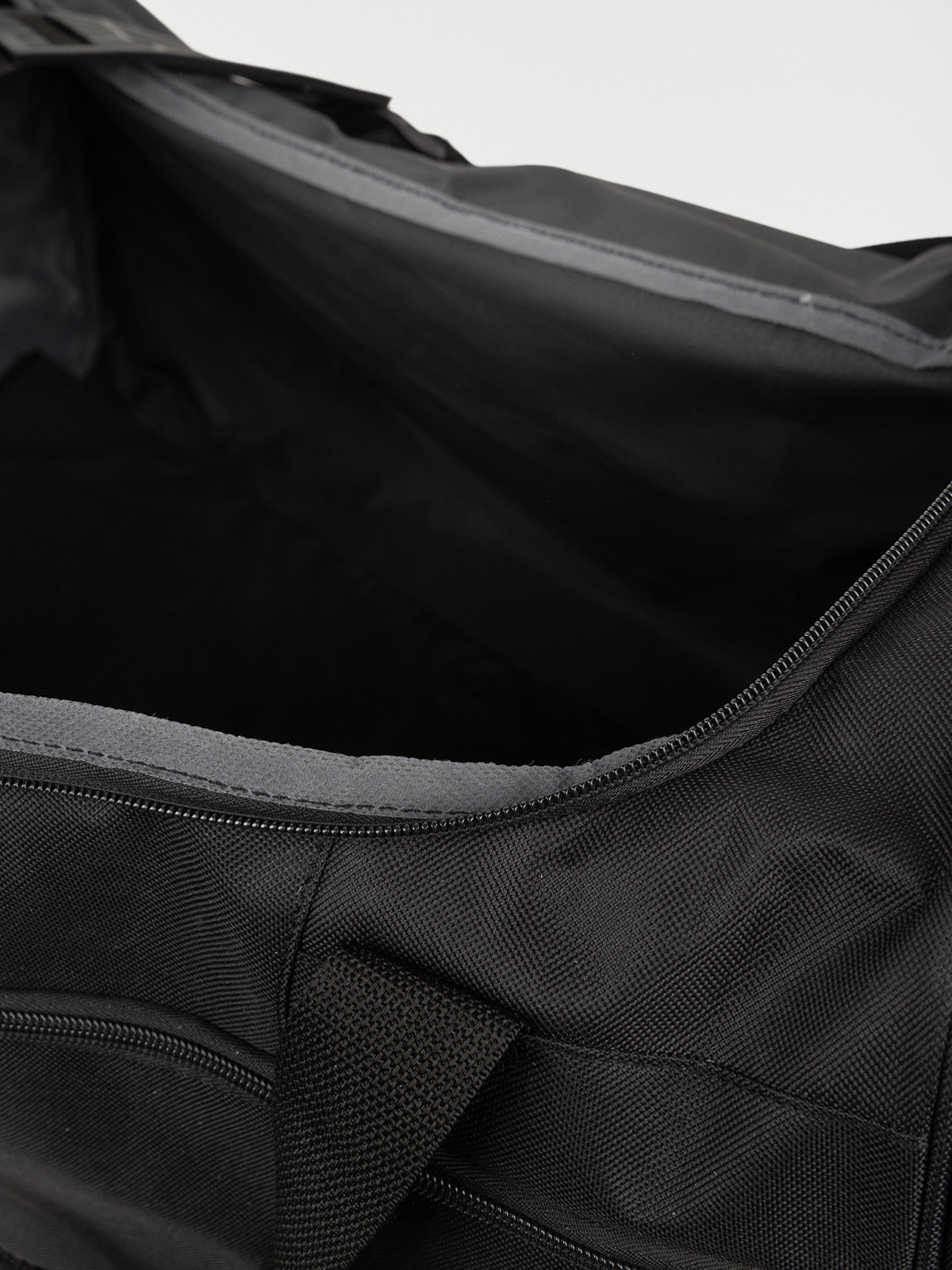 Sac de voyage uni noir 89L 