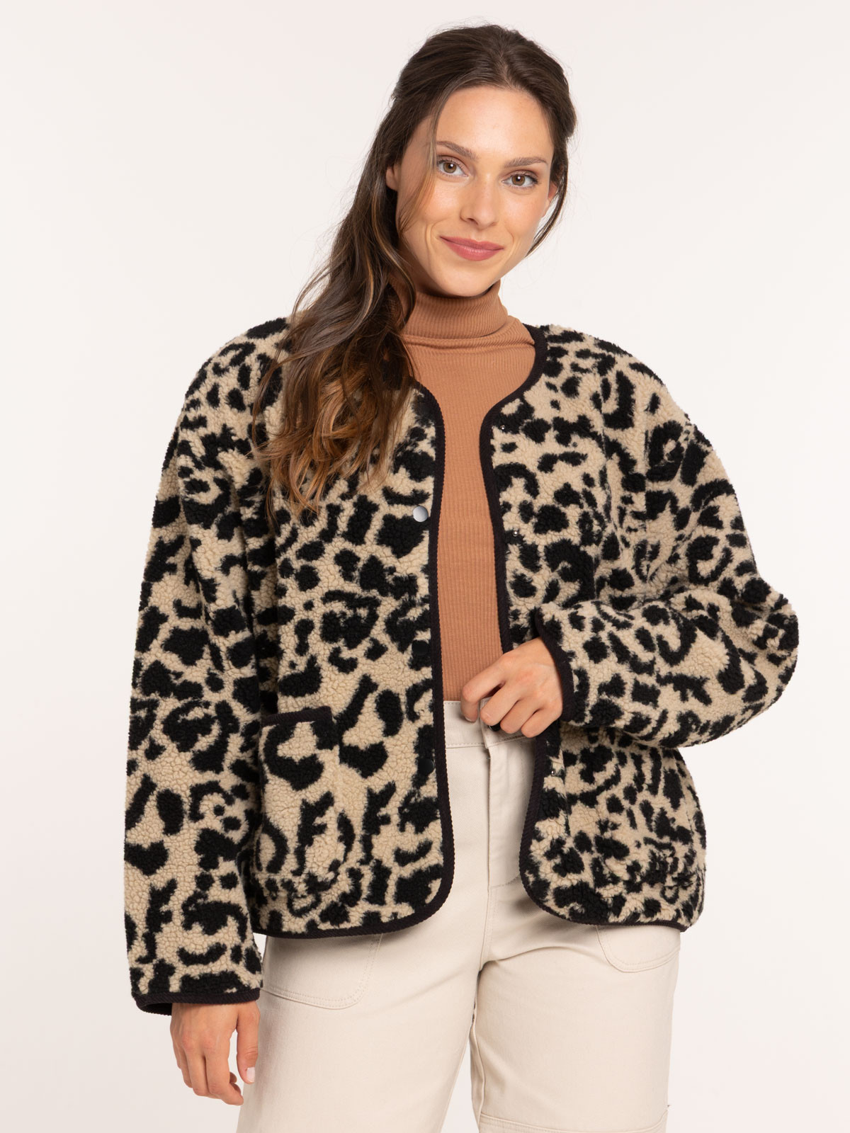 Veste boutonnée léopard femme