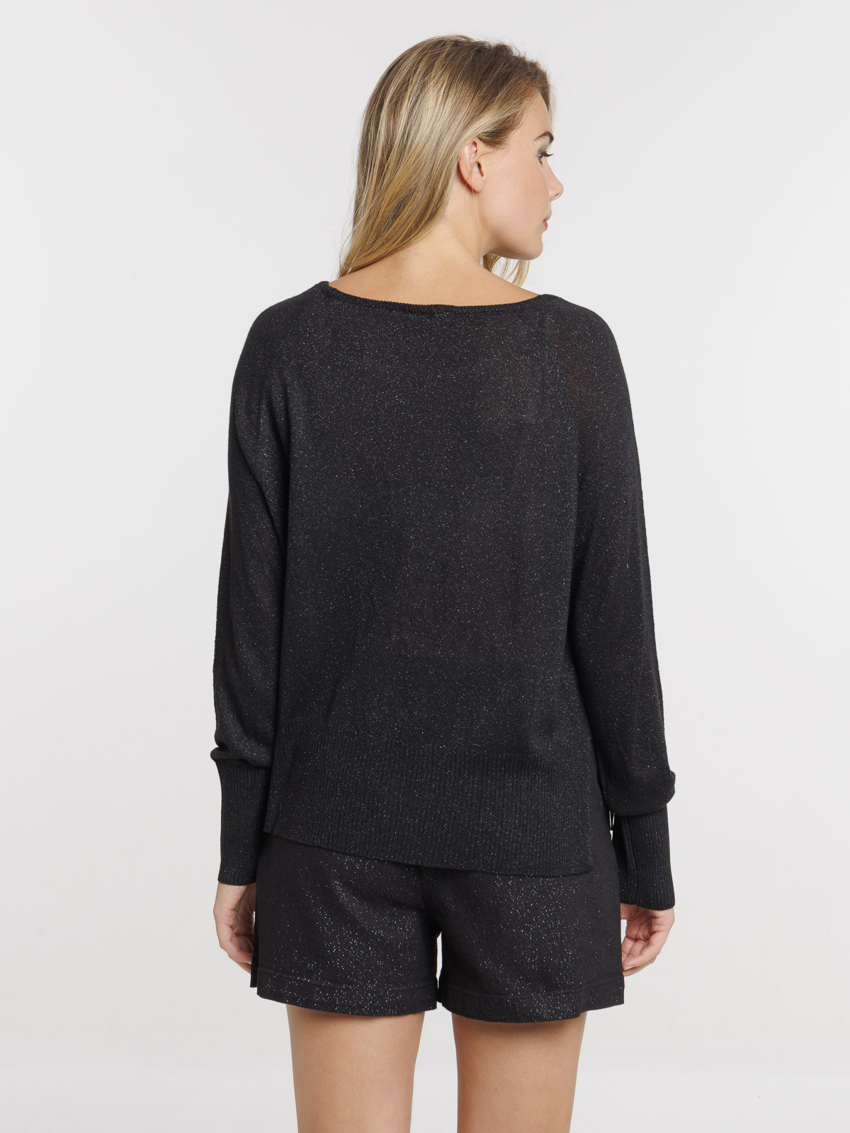 Pull brillant noir femme Pull brillant noir femme