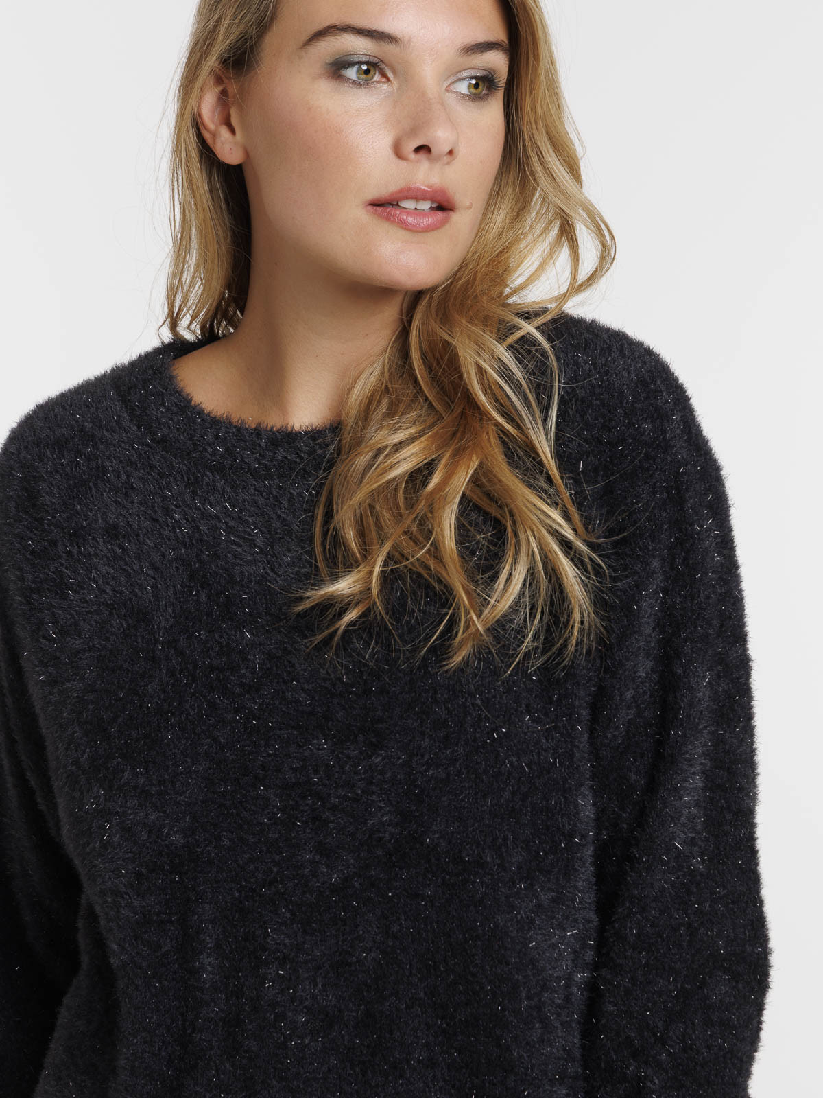 Pull noir brillant femme