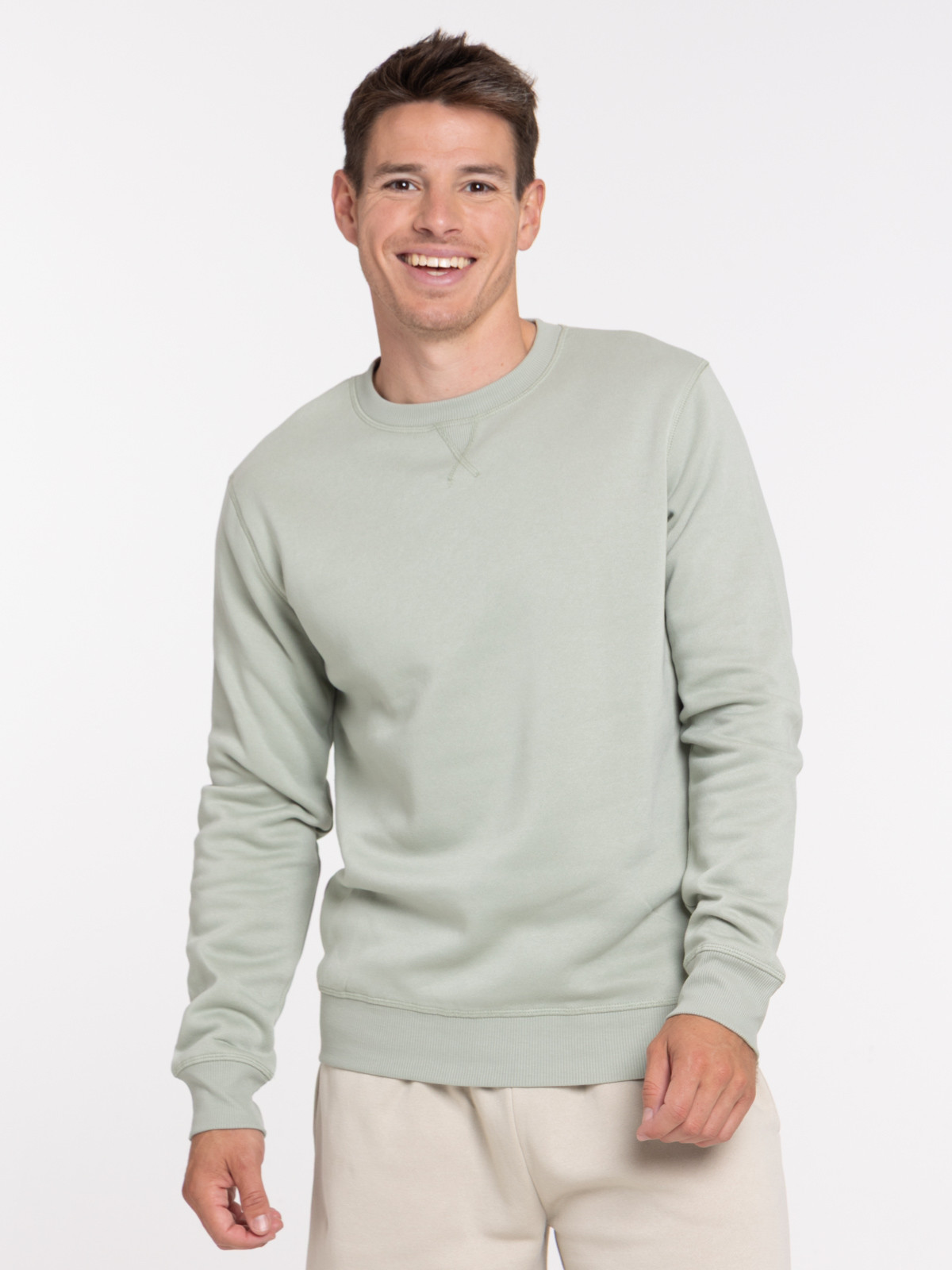 Sweat basique coloris sauge homme Sweat basique coloris sauge homme