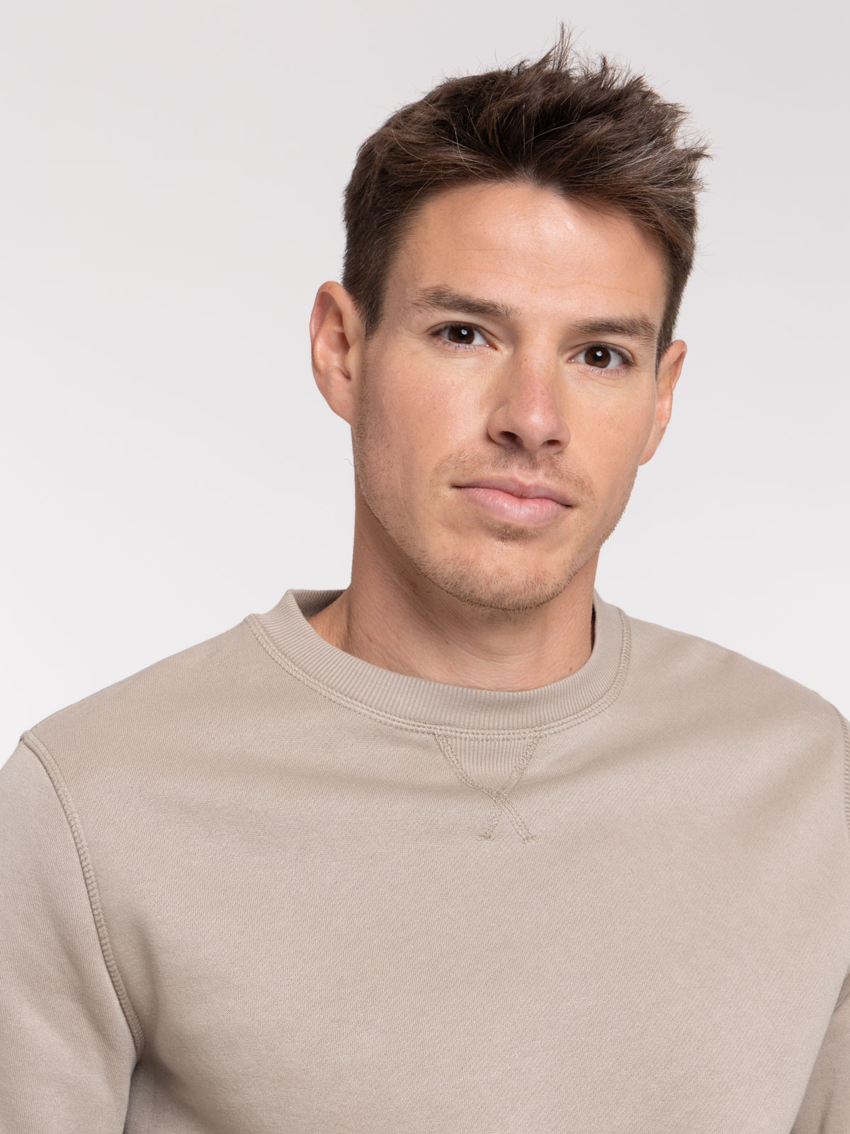 Sweat basique taupe grisé homme