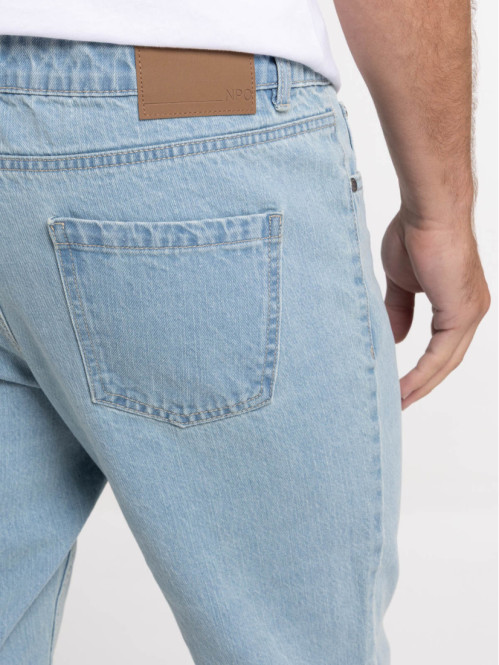 Jean coupe straight...