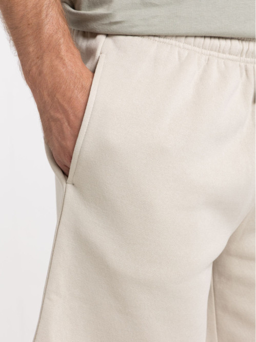 Short basique uni homme