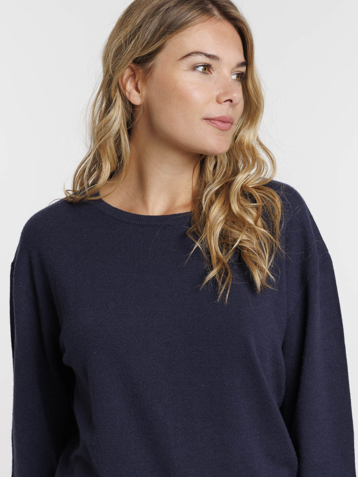 Pull fin col rond marine navy femme