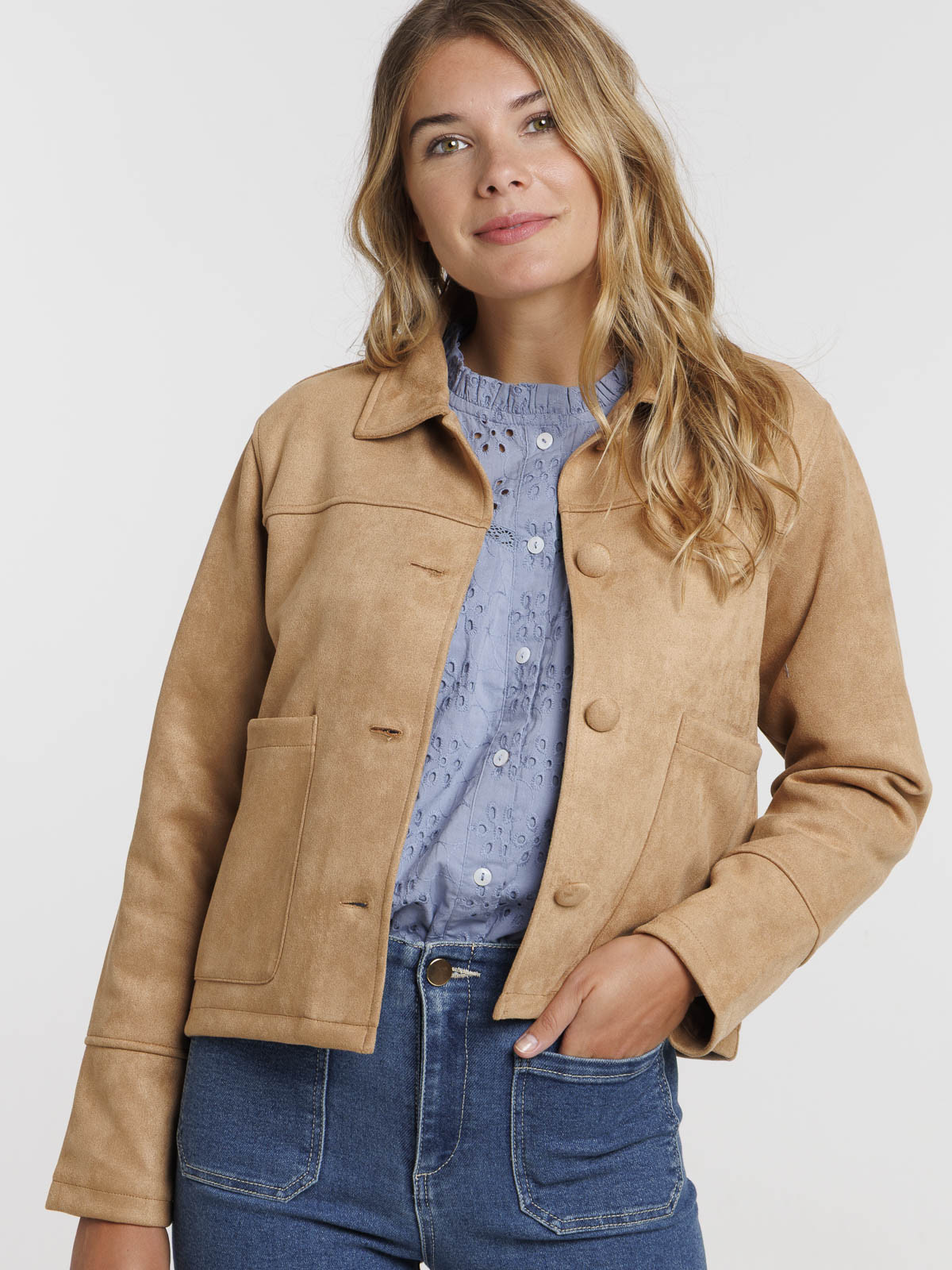 Veste douce col rond femme