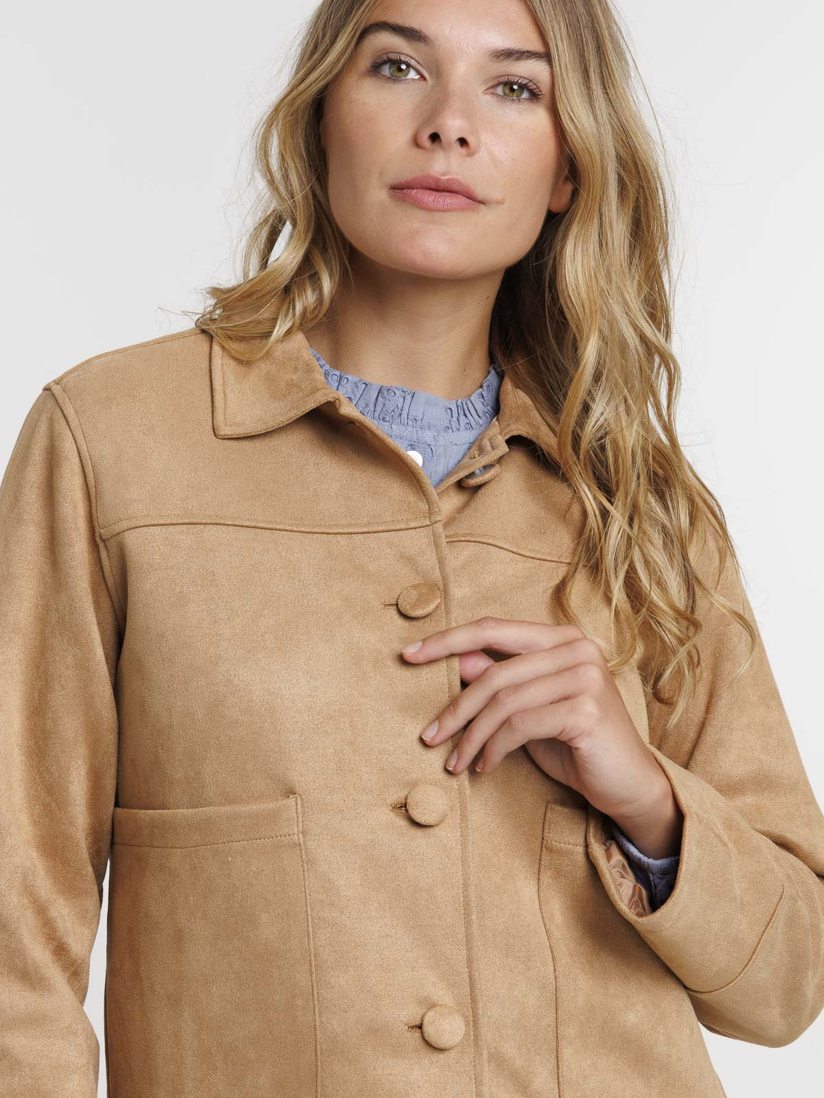 Veste douce col rond femme