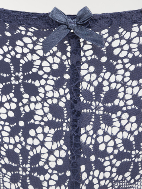 Tanga dentelle outremer...