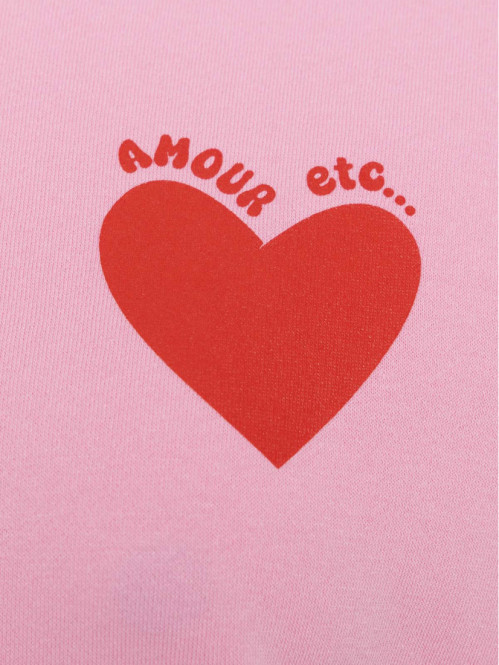 Sweat coeur poitrine grande...