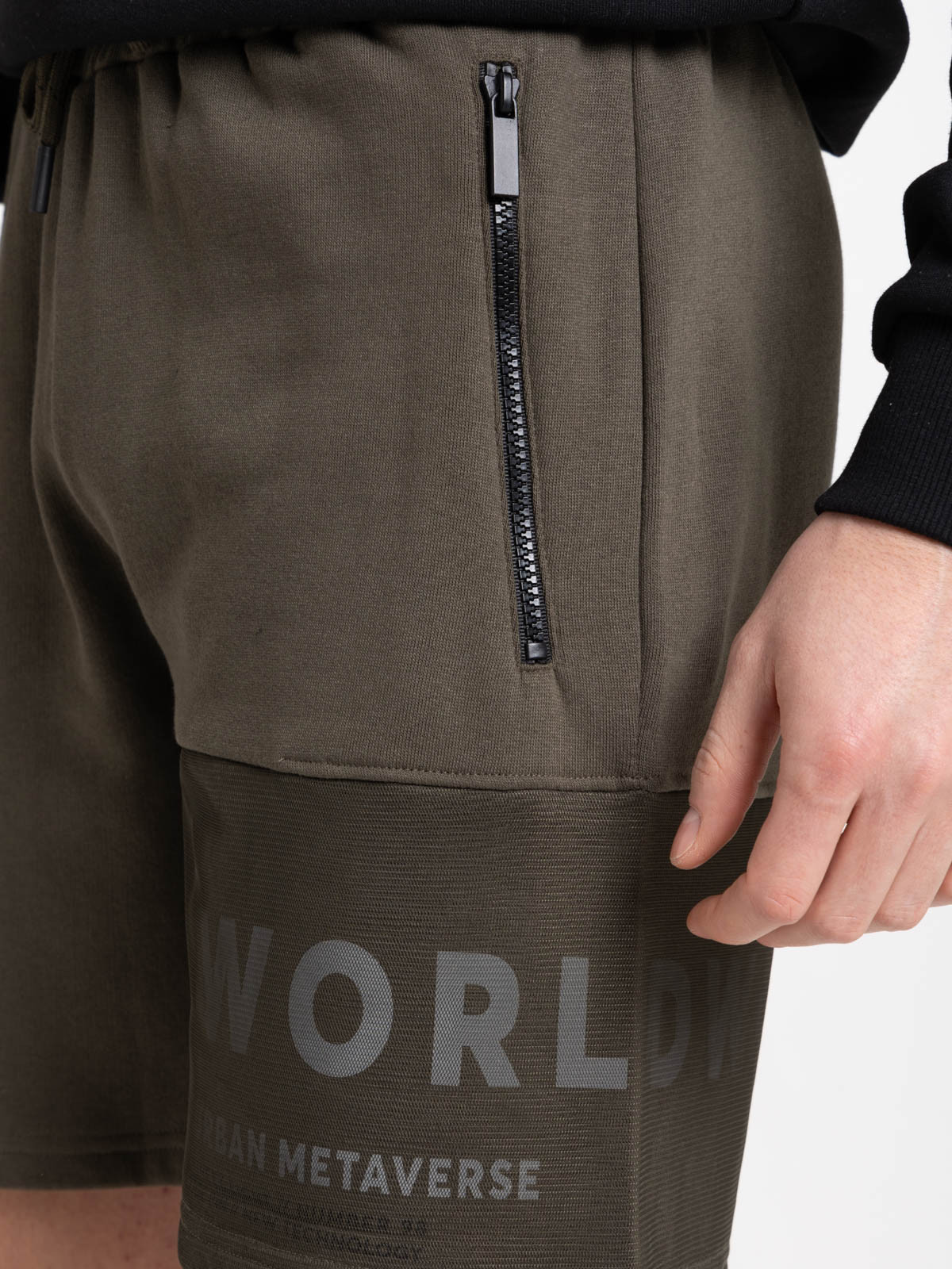 Short homme kaki quite